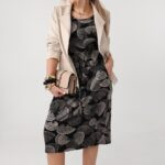 wzorzysta-sukienka-plus-size-z-wiazaniem-w-pasie-czarna (5)