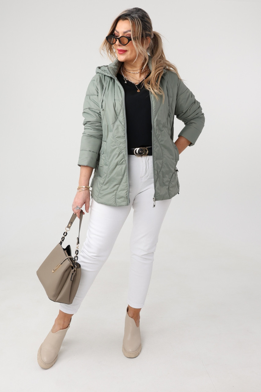 Kurtka damska plus size pikowana na sezon przejściowy