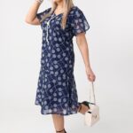 zwiewna-sukienka-plus-size-szyfonowa-w-kropki (6)