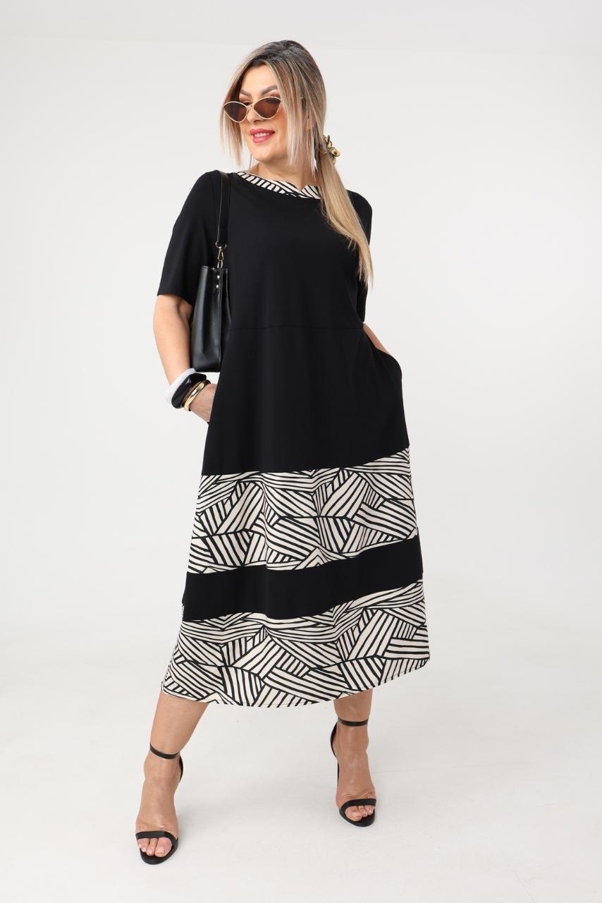 Zwiewna sukienka trapezowa PLUS SIZE czarno-beżowa 44-52
