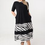 zwiewna-sukienka-trapezowa-plus-size-czarno-biala (4)