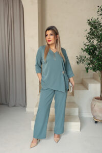 Komplet damski ze spodniami dla puszystych