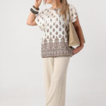 Bluzka-letnia-plus-size-w-orientalne-wzory-brązowo-kremowa-44-50 (6)