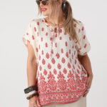 Bluzka letnia plus size w orientalne wzory czerwono-kremowa 44-50