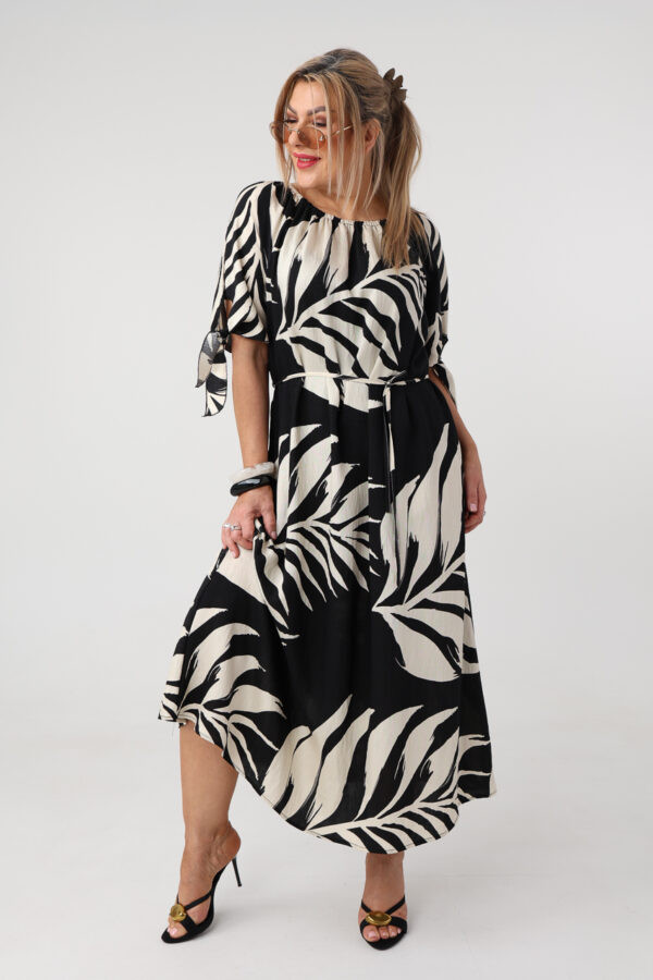 Letnia sukienka hiszpanka plus size maxi czarno-kremowa 42-52