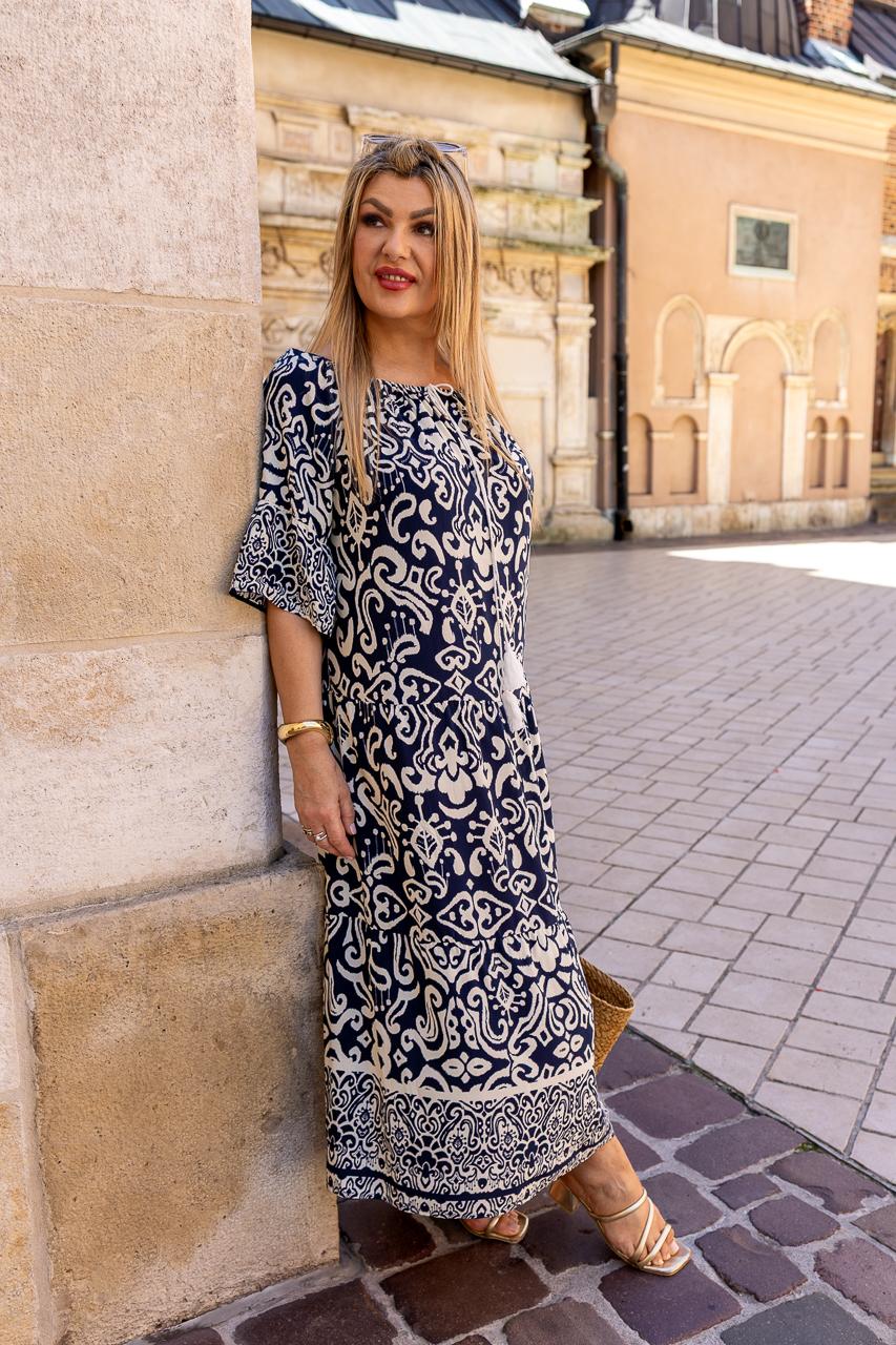 Boho sukienka letnia maxi plus size granatowo-biała 44-50