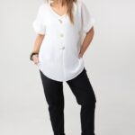 biala-bluzka-z-wiskozy-plus-size-z-dzetami (5)