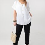 biala-bluzka-z-wiskozy-plus-size-z-dzetami (6)