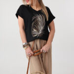 bluzka-damska-plus-size-z-nadrukiem-i-cyrkoniami-czarna (5)