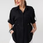 czarna-bluzka-koszulowa-plus-size-z-krotkim-rekawem (3)