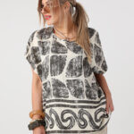 czarno-kremowa-bluzka-z-krótkim-rękawem-plus-size-we-wzory-44-50 (4)