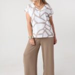 elegancka-bluzka-plus-size-we-wzory-bialo-bezowa (3)