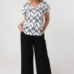 elegancka-bluzka-plus-size-we-wzory-bialo-czarna (5)