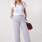 elegancka-bluzka-plus-size-we-wzory-bialo-rozowa (1)