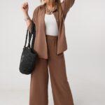 Elegancki komplet dwuczęściowy damski plus size brązowy 44-54