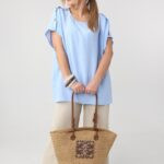 gladka-bluzka-damska-plus-size-niebieska (5)