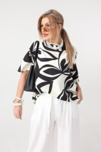 Bluzka dla puszystych luźny fason kwiaty