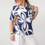 luzna-bluzka-damska-plus-size-w-kwiaty-granatowa (4)