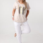 luzna-bluzka-damska-plus-size-z-nadrukiem-bezowa (6)