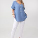 niebieska-bluzka-z-wiskozy-plus-size-z-dzetami (4)