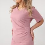 pudrowa-sukienka-z-marszczeniem-na-boku (1)