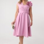 rozowa-sukienka-koktajlowa-plus-size-rozkloszowana (4)