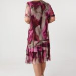 siateczkowa-sukienka-z-falbankami-plus-size-rozowa (2)