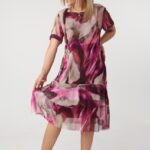 siateczkowa-sukienka-z-falbankami-plus-size-rozowa (4)