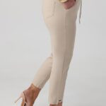 spodnie-materialowe-plus-size-7-8-bezowe (3)