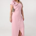 sukienka-maxi-plus-size-z-falbana-rozowa (5)