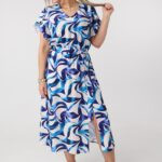 sukienka-rozkloszowana-plus-size-z-rozcieciem-granatowa (3)