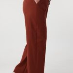 szerokie-cienkie-spodnie-na-gumce-plus-size-ceglaste (3)