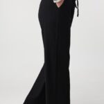 szerokie-cienkie-spodnie-na-gumce-plus-size-czarne (3)