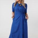 zwiewna-sukienka-plus-size-wiazana-w-talii-chabrowa (1)