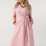 zwiewna-sukienka-plus-size-wiazana-w-talii-rozowa (1)