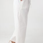 zwiewne-cienkie-spodnie-na-gumce-plus-size-biale (3)