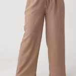 zwiewne-spodnie-damskie-duze-rozmiary-z-szerokimi-nogawkami-brazowe (2)