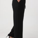 zwiewne-spodnie-damskie-duze-rozmiary-z-szerokimi-nogawkami-czarne (3)