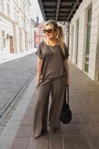 Komplet dwuczęściowy damski na lato plus size brązowy 44-52