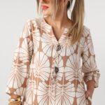 Luźna sukienka letnia plus size kremowo-brązowa (6)