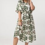 Zielono-kremowa sukienka plus size letnia w modne wzory 46-52