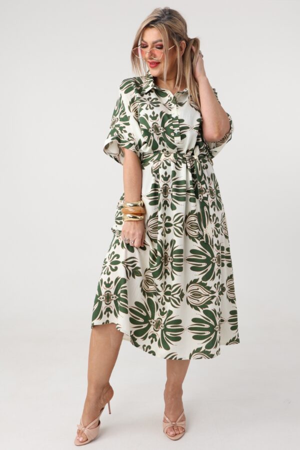 Zielono-kremowa sukienka plus size letnia w modne wzory 46-52