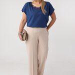 bawelniana-bluzka-plus-size-z-haftem-granatowa (5)