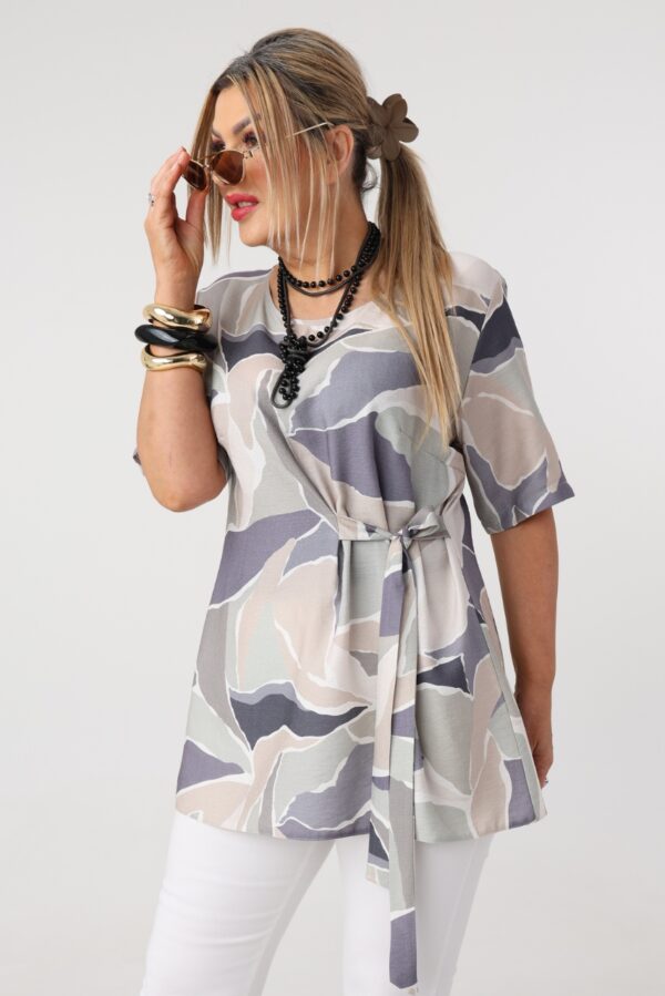 Elegancka bluzka plus size we wzory