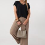 bluzka-pod-marynarke-plus-size-czarna (5)