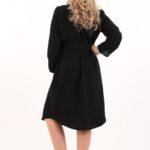 elegancka-sukienka-z-paskiem-czarna-plus-size (4)