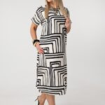 luzna-sukienka-plus-size-z-kieszeniami-kremowo-czarna (3)