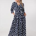 rozkloszowana-sukienka-w-grochy-plus-size-granatowa (1)