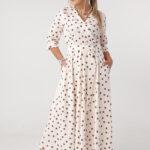 rozkloszowana-sukienka-w-grochy-plus-size-kremowa (5)