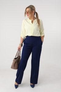 Eleganckie-spodnie-materiałowe-plus-size-w-kant-